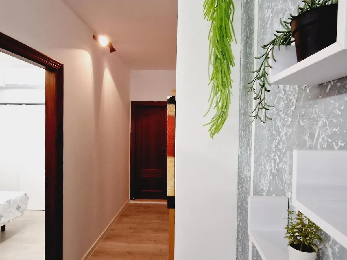 Nicole, 2 Bedrooms Apartment In Playa De Las Americas 0*, Playa de las Americas (Tenerife) Španělsko
