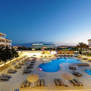 4* Апарт-отель Parque La Paz